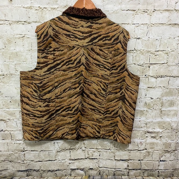 Coldwater Creek Tan Black Animal Print Knit Collar Vest - Picture 2 of 3